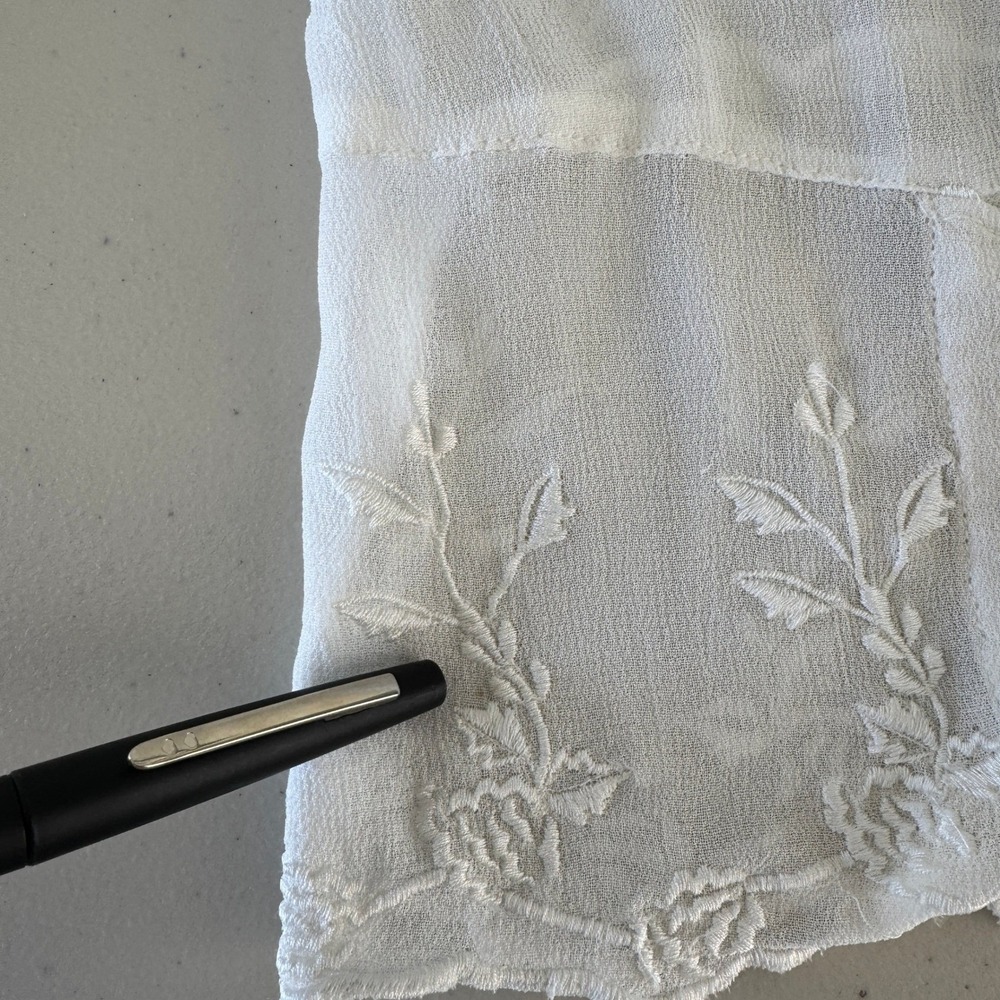 Sheer Floral Embroidered Top XS Ivory Cottagecore Coquette Boho Dainty Layering - Picture 11 of 12